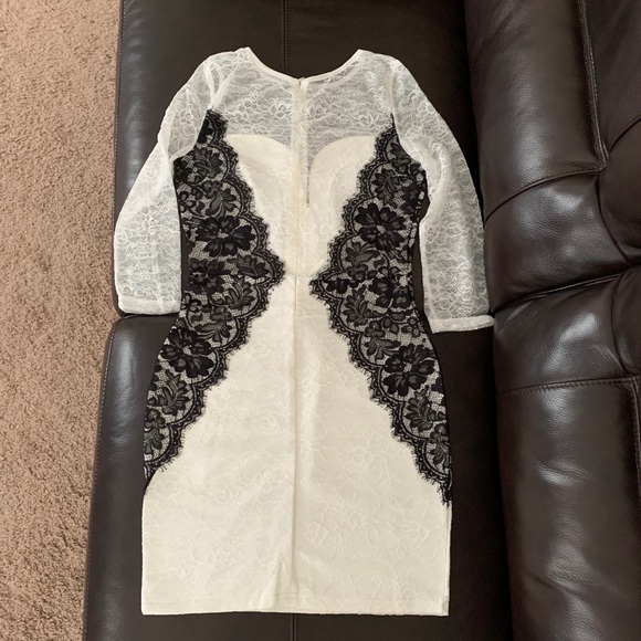 White and black lace dress - Picture 2 of 7